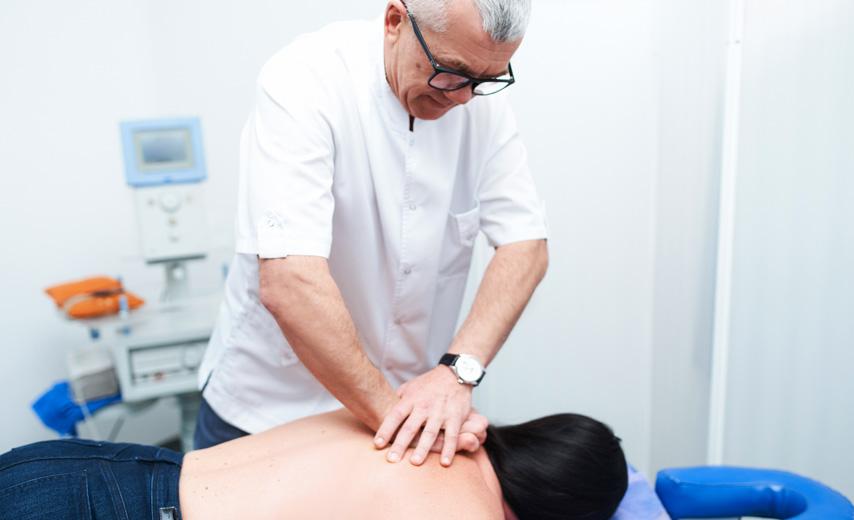 Лечение протрузии шейного отдела позвоночника в Киеве