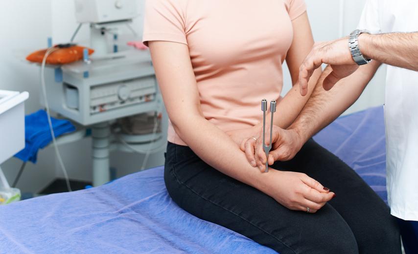 Лечение острого артрита в Киеве  