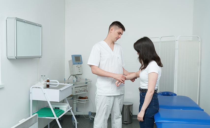 Лечение эпикондилита в Киеве