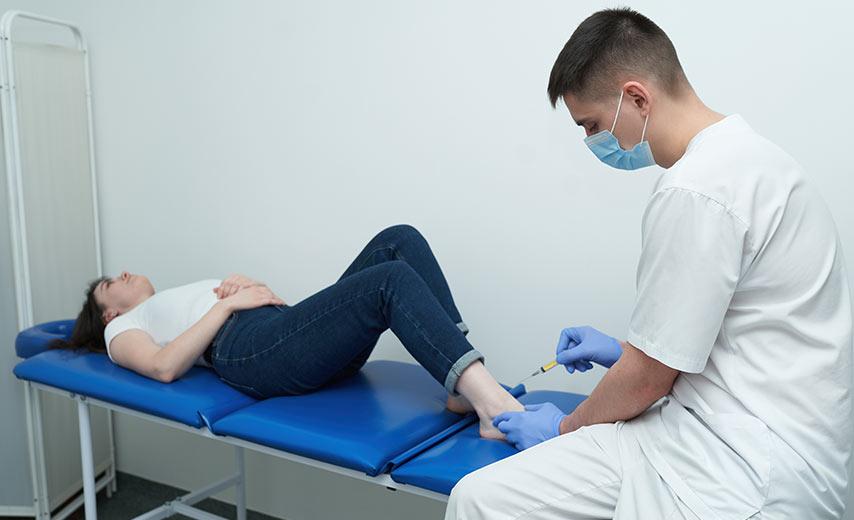 Лечение блокировки сустава в Киеве  