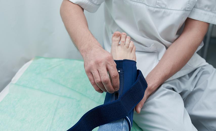 Лечение переломов пятки в Киеве
