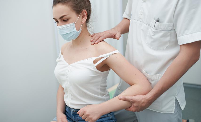 Лечение перелома плеча в Киеве