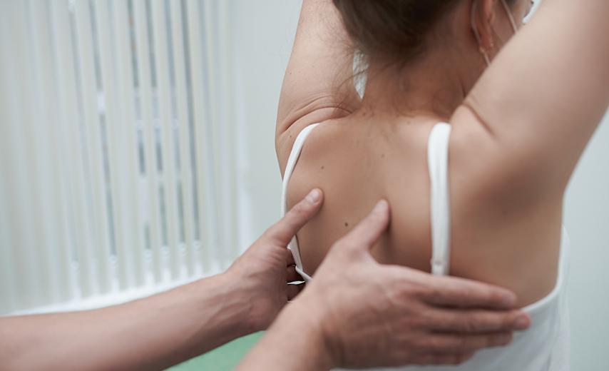 Лечение разрыва связок плеча в Киеве